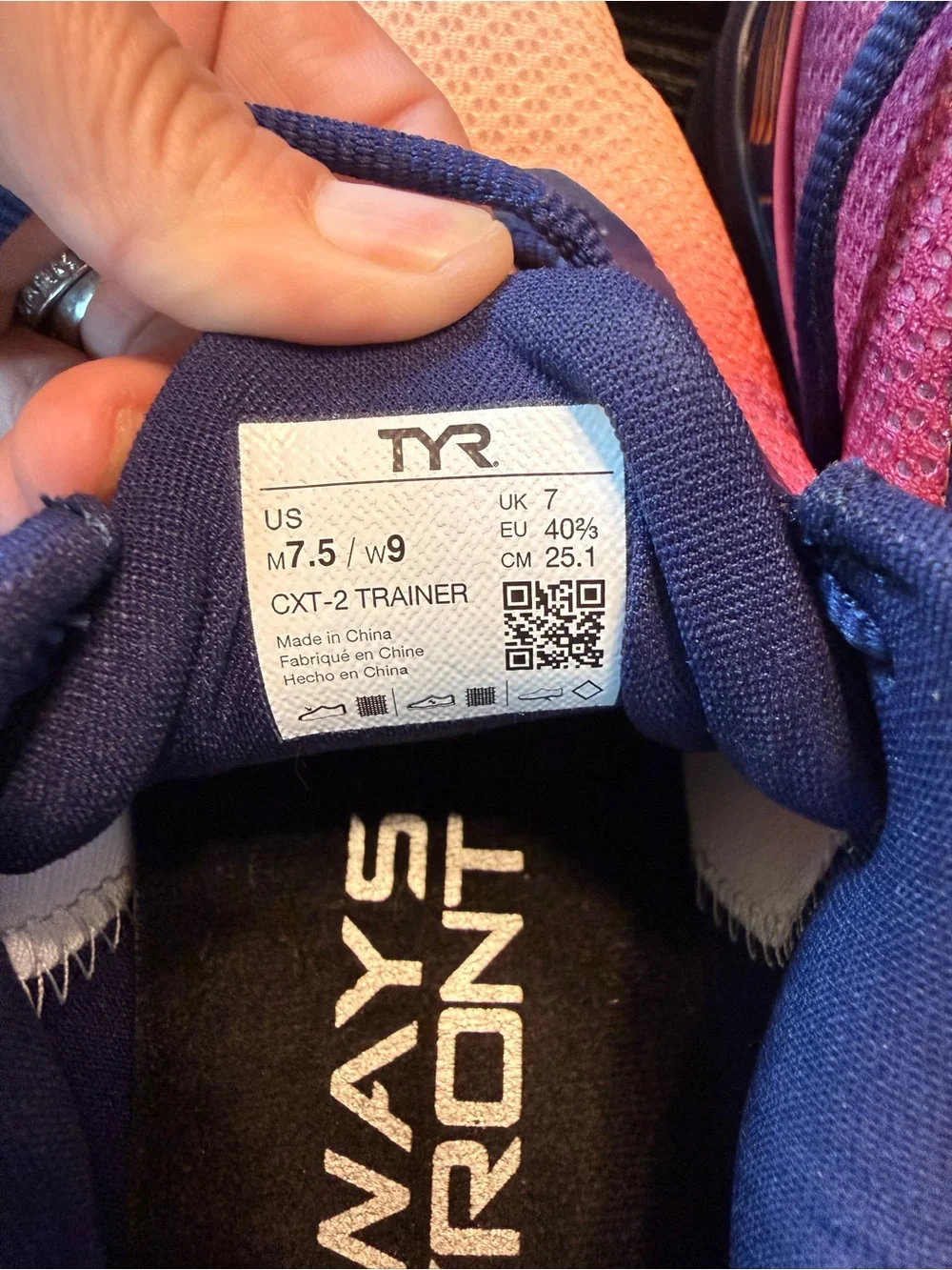 TYR CXT-2 WZA World Trainer Shoes unisex- 7.5 Men - 9 Women’s